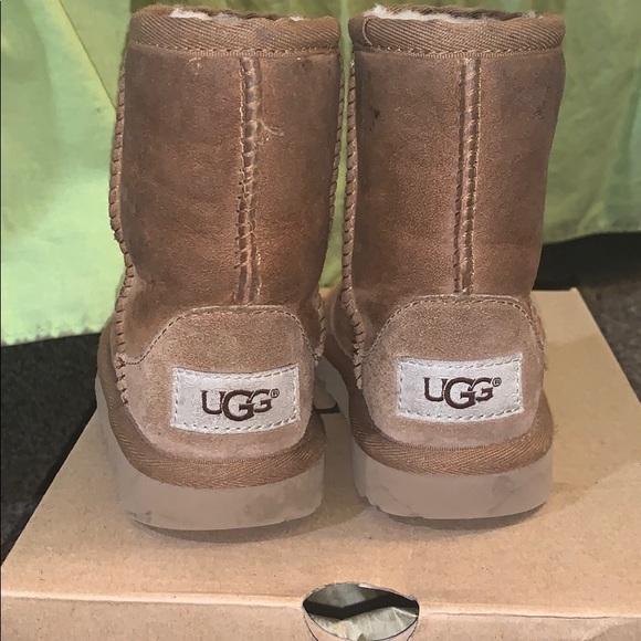 Toddler Uggs - Picture 4 of 6